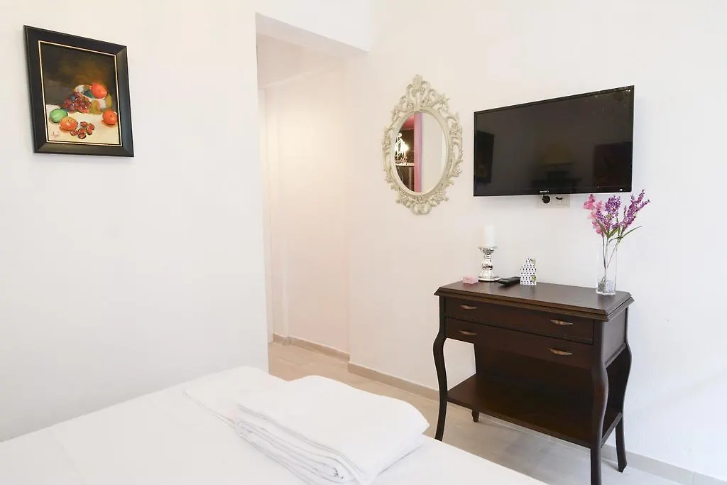 Kiraz Cicegi Butik Otel Akyaka Hotel