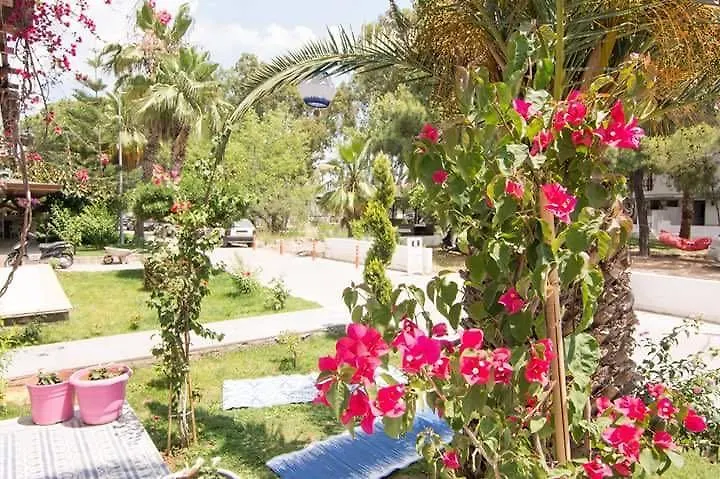 Kiraz Cicegi Butik Otel Akyaka